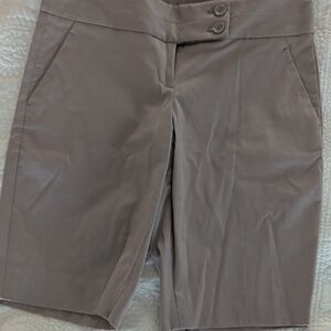 🔥2/$13 Sale🔥 The Limited Women's Taupe Bermuda Shorts